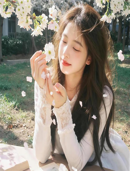 李毅吧少女福利全圖_愛情電影網站apdy香織